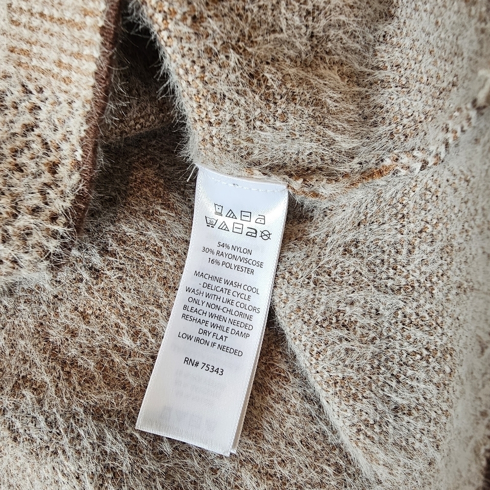 Rachel Zoe Size 1X Soft Cozy Fuzzy Snap Front Shacket Shirt Fall Winter Comfy - Picture 7 of 9